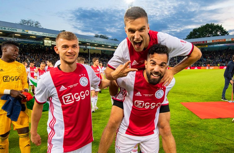 首次夺得上 首次夺得上